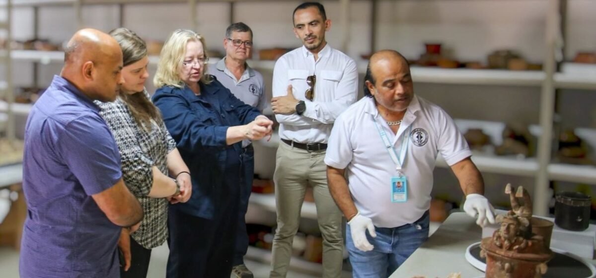 Estados Unidos restaurará Escalinata de los Jeroglíficos de Copán