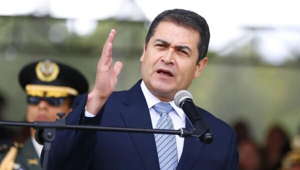 JOH regresa a Honduras tras indulto de Trump a enfrentar a la Justicia